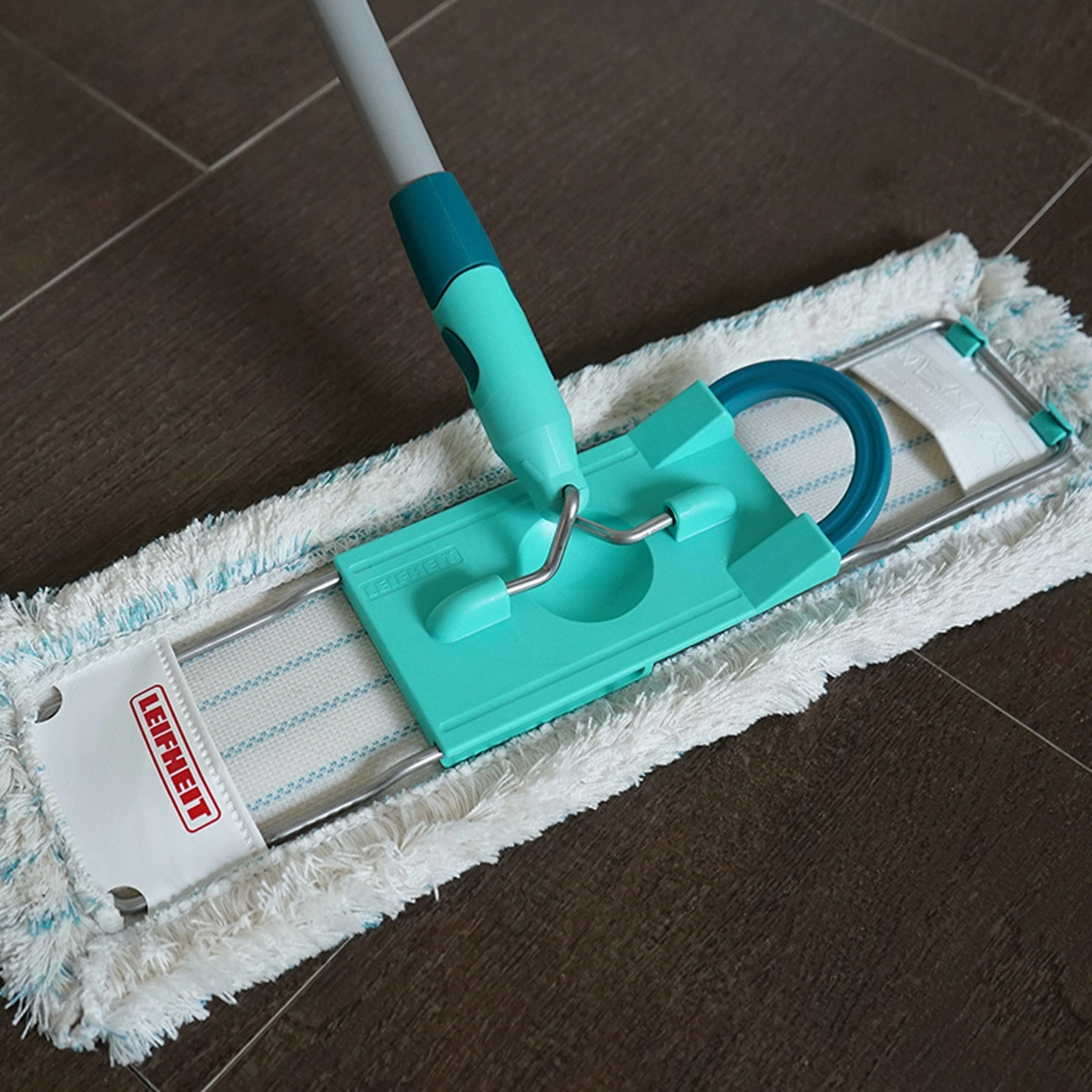 Швабра с телескопической ручкой Leifheit Hausrein Profi фото 4